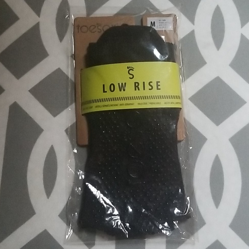 M Organic Low Rise ToeSox Half Toe Grip Socks